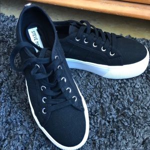 Steve Madden platform sneakers